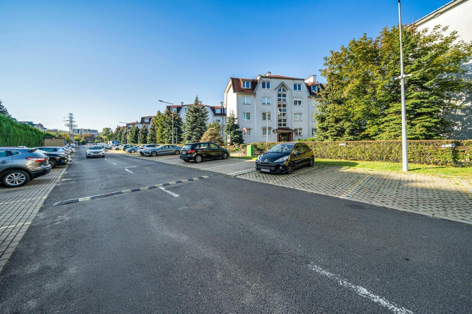 Apartament Ochota - Park, Bus&trains Nearby - By Rentujemy